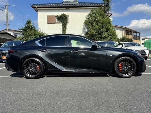 LEXUS IS300