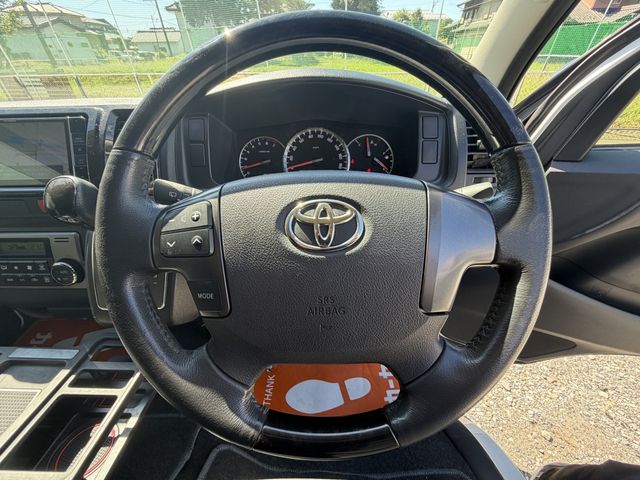 HIACE van 2WD