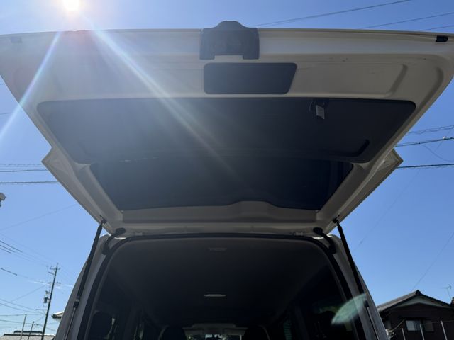 HIACE van 2WD