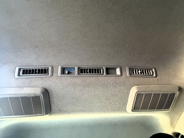HIACE van 4WD