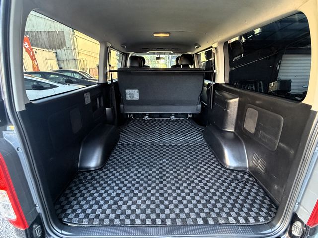 HIACE van 4WD