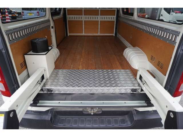 HIACE van 1.25t 2WD