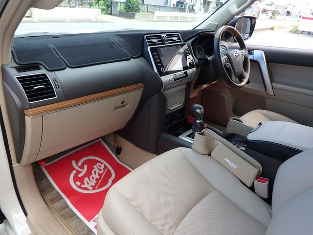 LANDCRUISER PRADO