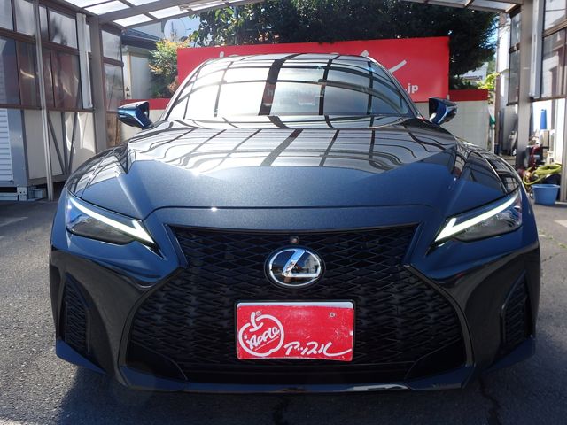 LEXUS IS350