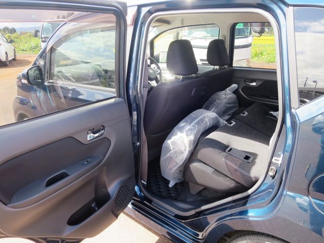 MOVE CUSTOM 4WD
