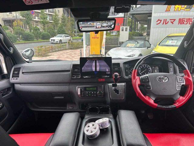HIACE van 4WD