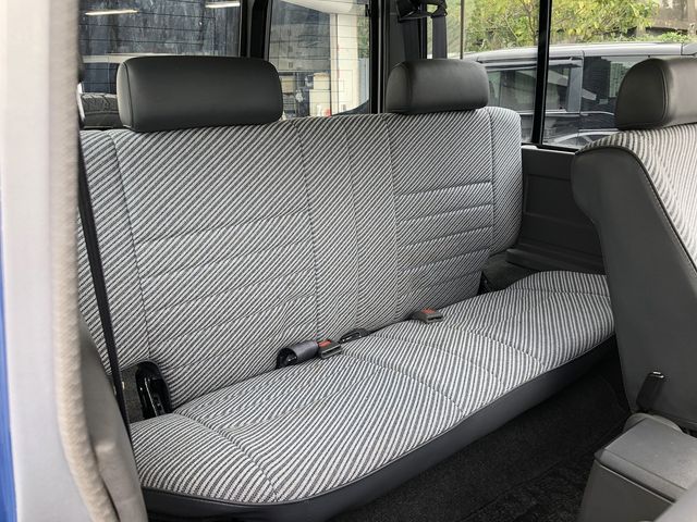 LANDCRUISER van