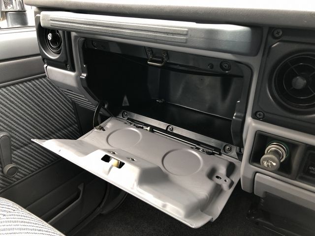 LANDCRUISER van