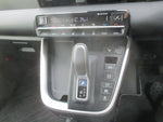 VOXY HYBRID