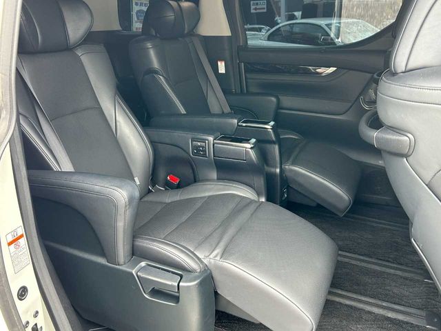 ALPHARD hybrid 4WD