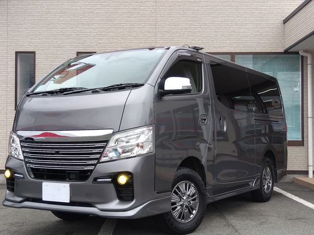 NV350 CARAVAN 4WD