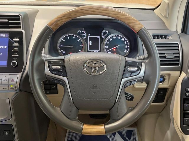 LANDCRUISER PRADO