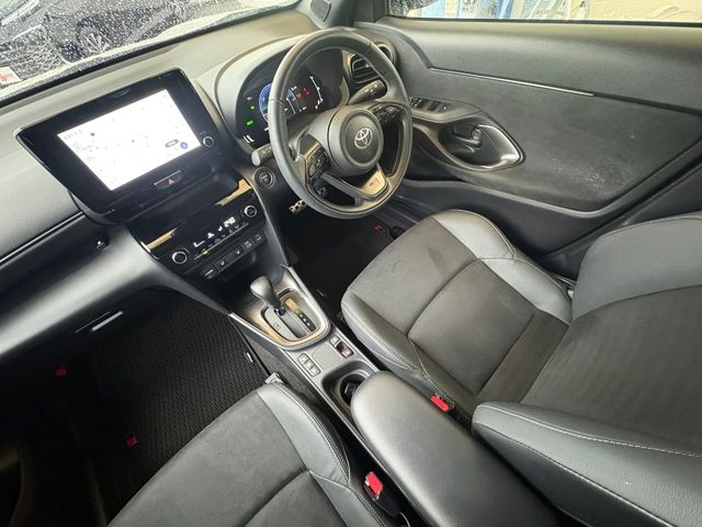YARIS CROSS HYBRID