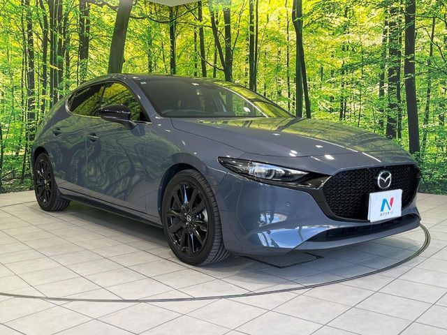 MAZDA3 FASTBACK