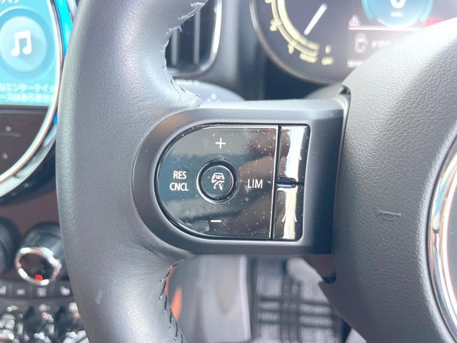 MINI COOPER D CROSSOVER