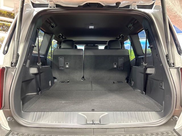 LANDCRUISER 250