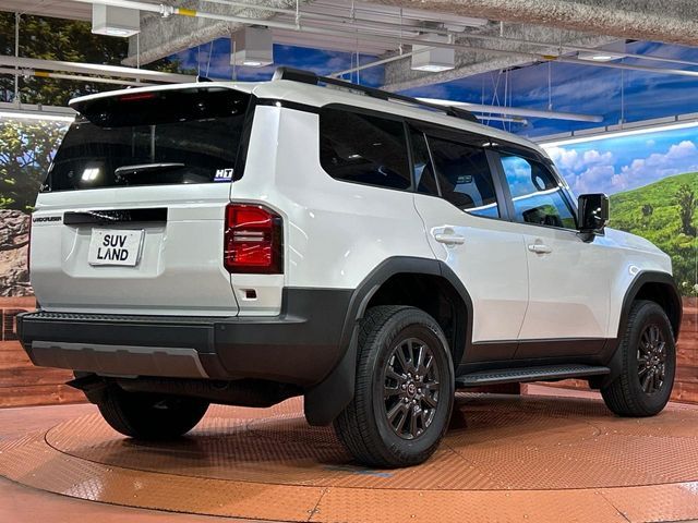 LANDCRUISER 250