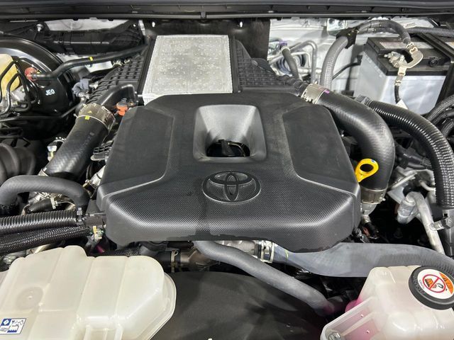 LANDCRUISER 250