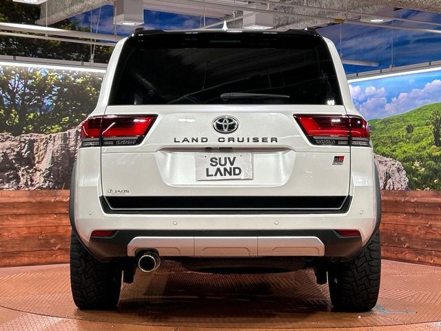 LANDCRUISER wagon