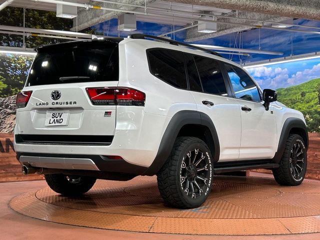 LANDCRUISER wagon
