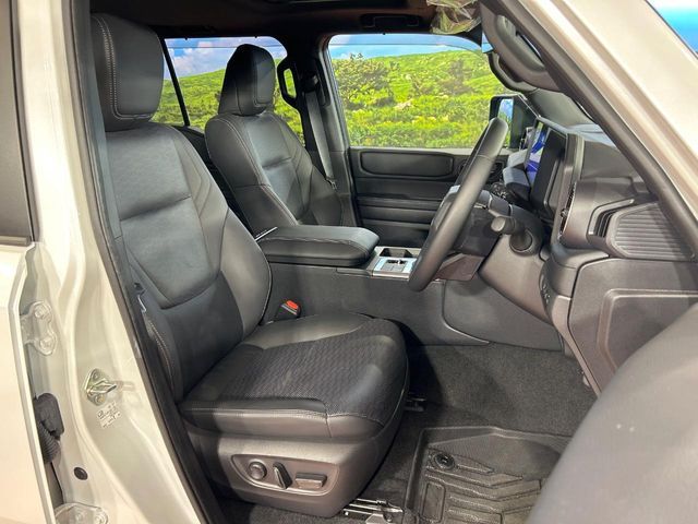 LANDCRUISER 250