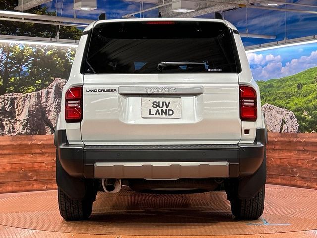 LANDCRUISER 250