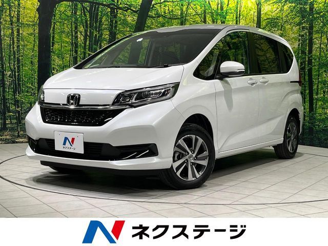 FREED HYBRID 4WD