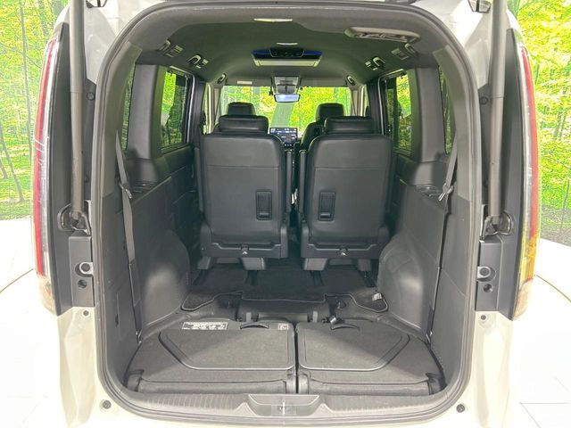STEPWAGON e:HEV SPADA