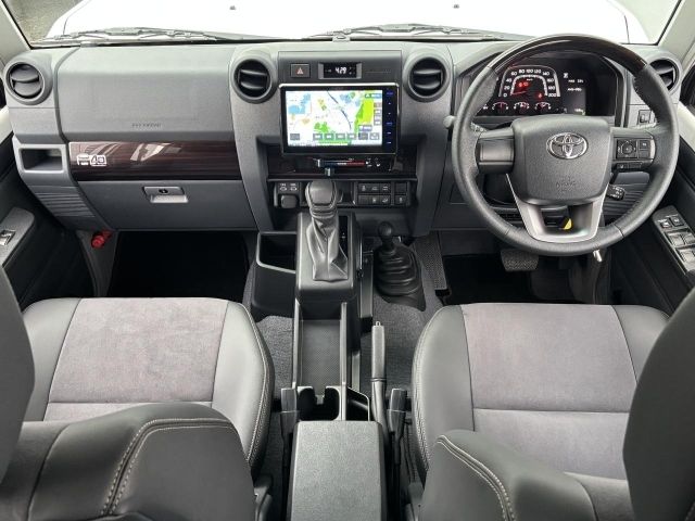 LANDCRUISER 70