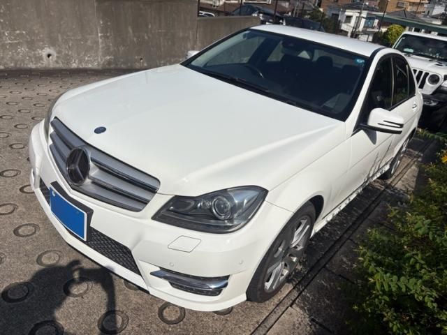 MERCEDES BENZ C class sedan
