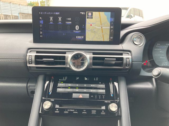 LEXUS IS350