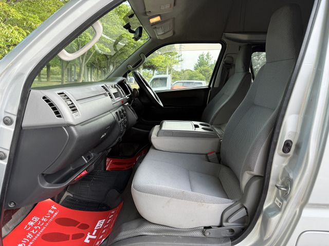 HIACE van 4WD