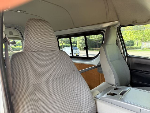 HIACE van 4WD