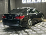 CROWN sedan