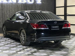 CROWN sedan