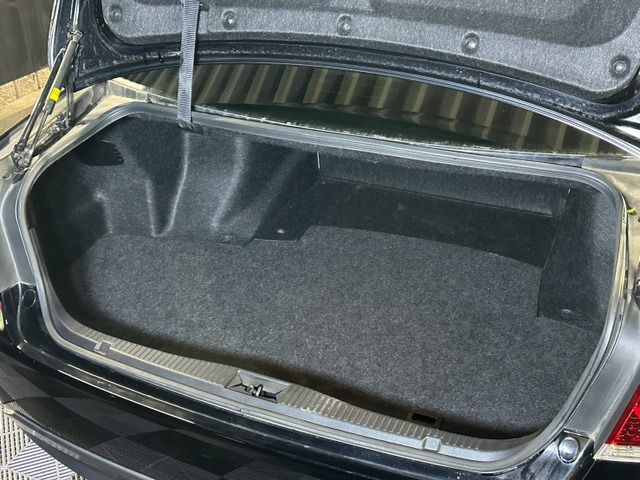 CROWN sedan
