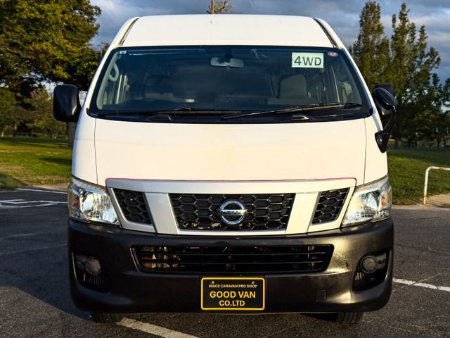 NV350 CARAVAN 4WD