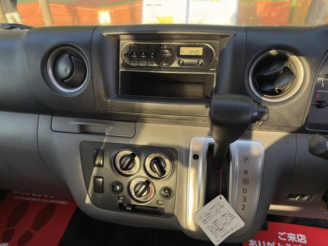 NV350 CARAVAN 4WD
