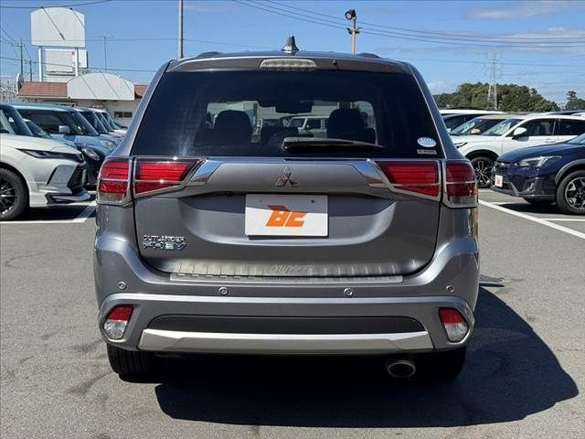 OUTLANDER PHEV