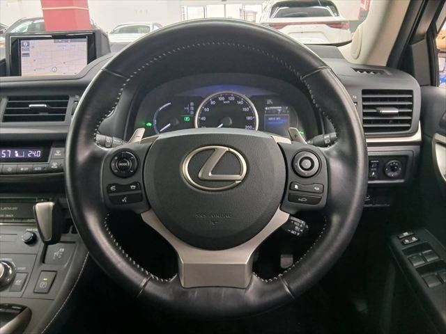 LEXUS CT200h