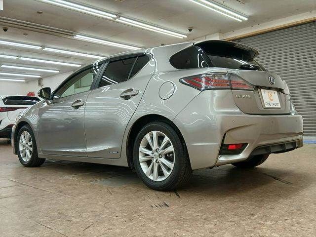 LEXUS CT200h