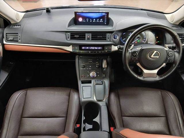 LEXUS CT200h