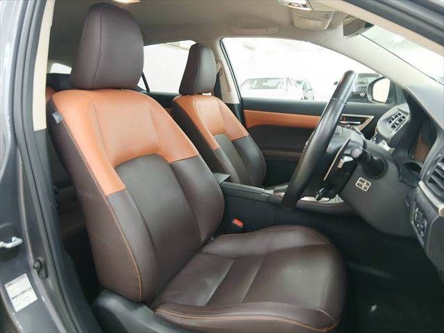 LEXUS CT200h