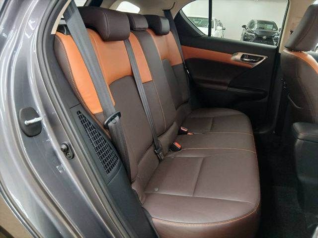 LEXUS CT200h