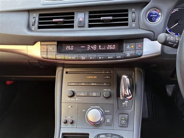 LEXUS CT200h