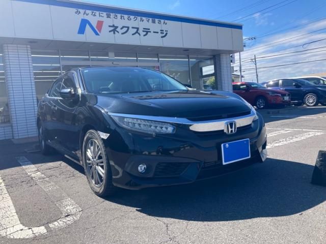 CIVIC sedan