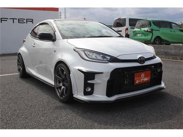 GR YARIS