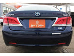 CROWN sedan hybrid