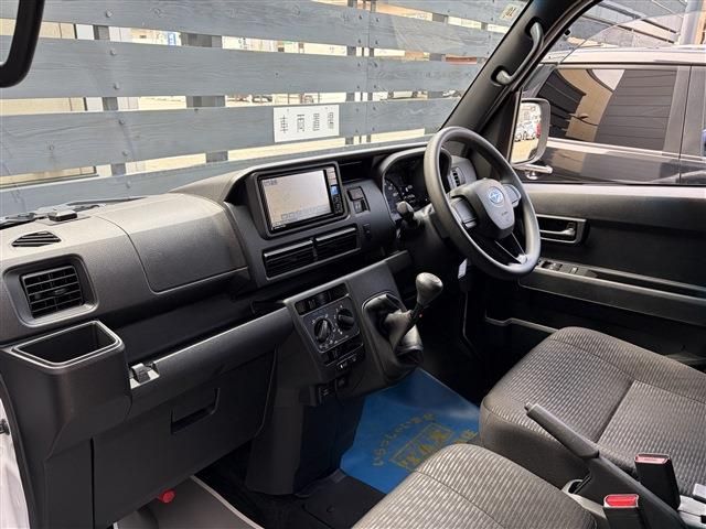 SAMBAR van 4WD