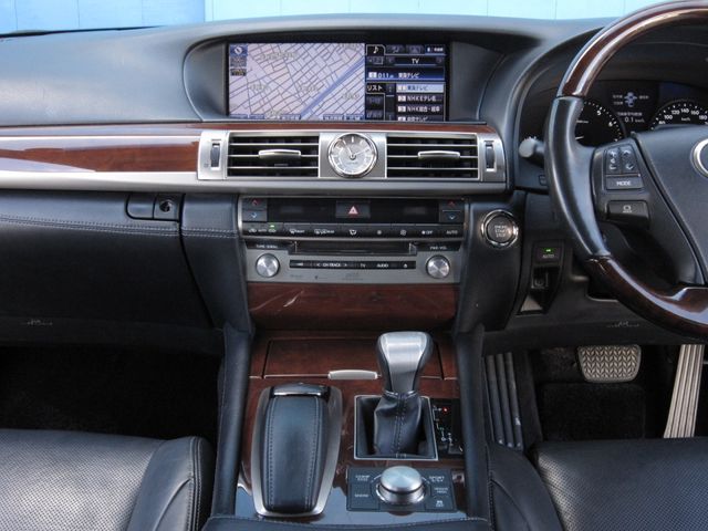 LEXUS LS460L